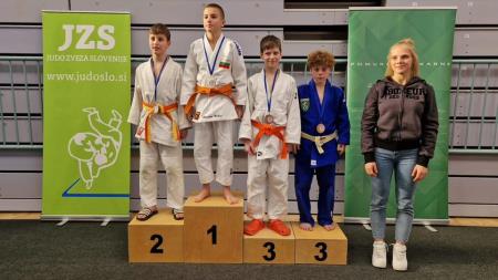 Judoisti v novo leto z 15 odličji (3)